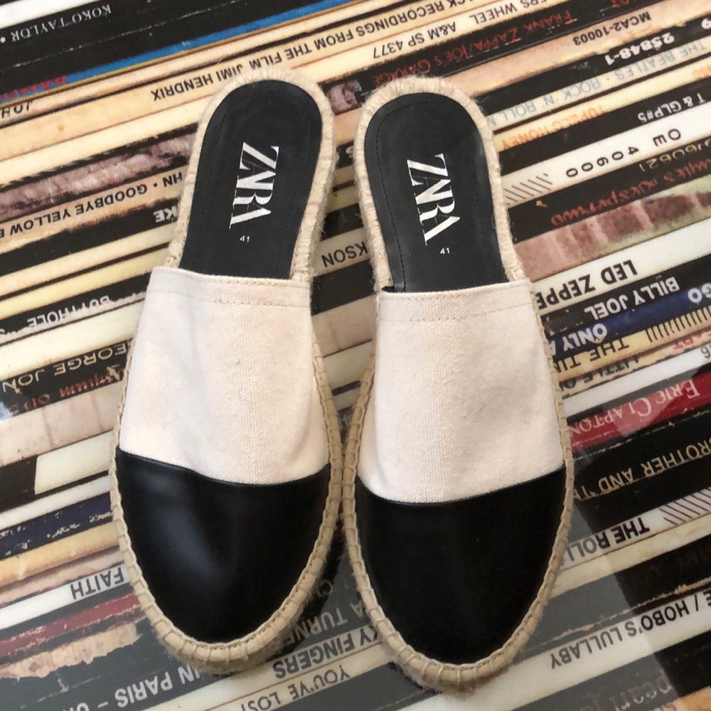 Espadrilles - Picture 2 of 5